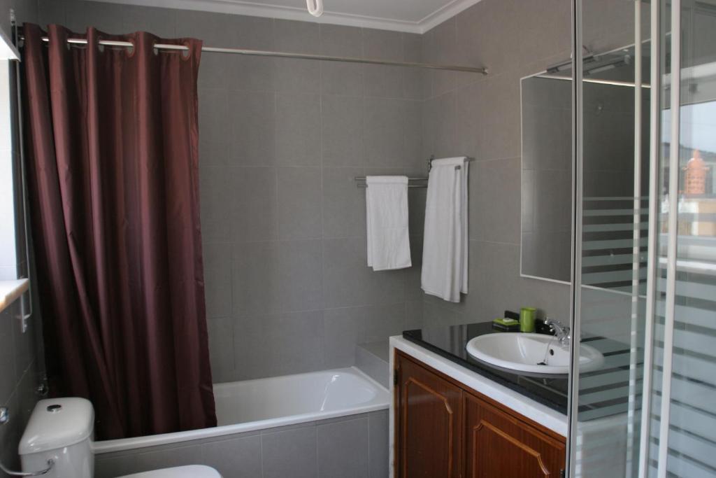 Guincho Wind Factory Guest House Cascais Room photo